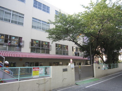 kindergarten ・ Nursery. The true kindergarten (kindergarten ・ 298m to the nursery)