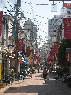 Shopping centre. Satake 300m to shopping street (shopping center)