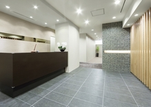 JR Yamanote Line ・ Keihin Tohoku Line, Tokyo Metro Chiyoda Line "Nishinippori" station walk 5 minutes. The inside of the Yamanote Line "Yanaka ・ All 120 House is born in Dokan mountain "