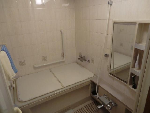 Bathroom. Indoor (September 2013) Shooting