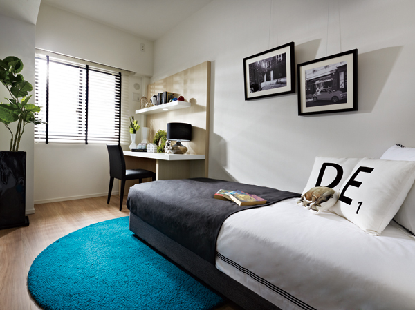 Interior.  [Bedroom (2)] Building in the model room of the 2013 August shooting ・ 70A type