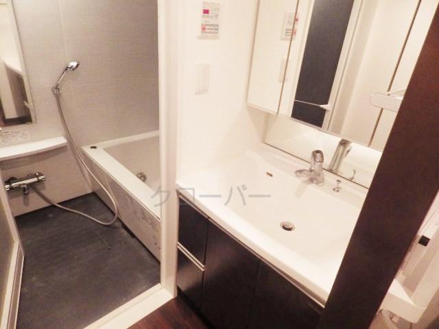 Wash basin, toilet