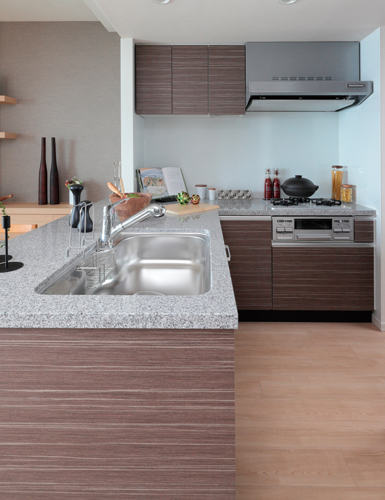 Kitchen.  [kitchen] Kitchen which adopted the artificial marble countertops that floating luxury. Less likely to scratch luck, Also it has excellent durability. Other, Operation is also easy-to-use push-type three-burner stove Ya Easy, Such as quiet wide sink to reduce the water wings sound also has become a standard equipment.