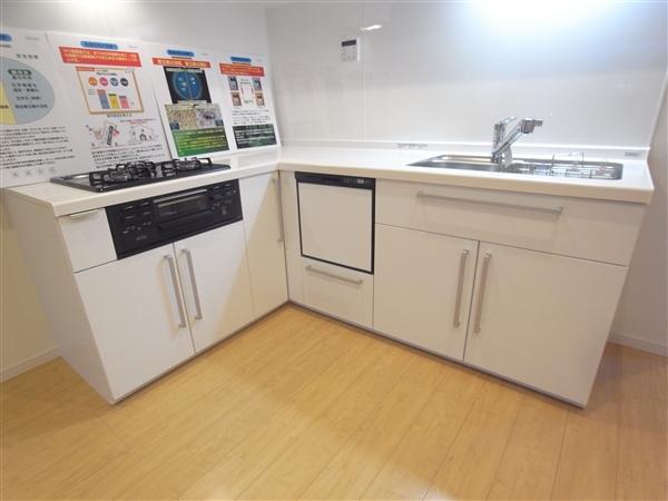 Kitchen. Kitchen (A Building) 2013 / 10 shooting