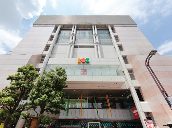 Surrounding environment. Asakusa ROX / Seiyu (about 640m / An 8-minute walk)