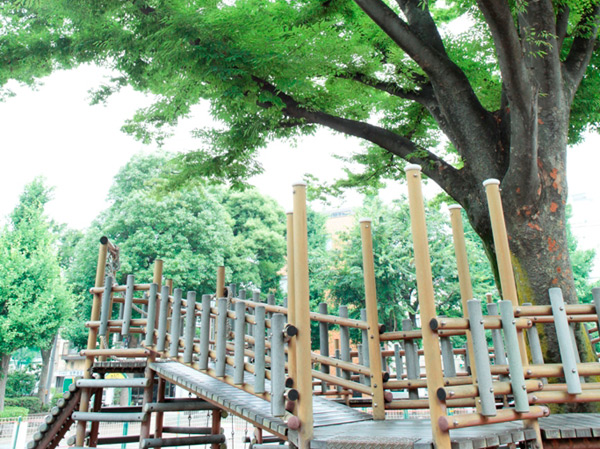 Surrounding environment. Hanakawado park (about 260m / 4-minute walk)