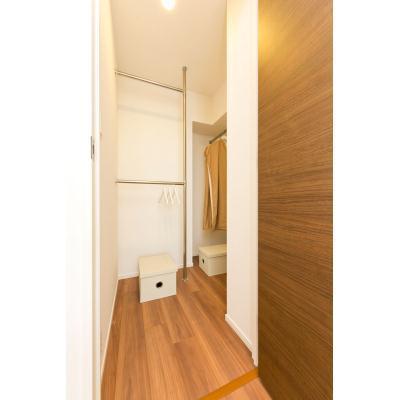 Receipt. Storage space is abundant. 