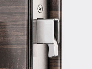 Security.  [Sickle dead bolt] Since the dead bolt is in sickle, Less likely to be out of a lock in an attempt to pry at the bar, etc., It is hard to structure that is the wrong answer tablets.