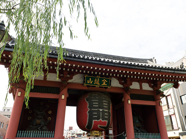 Surrounding environment. Senso-ji Temple (a 20-minute walk ・ About 1580m)