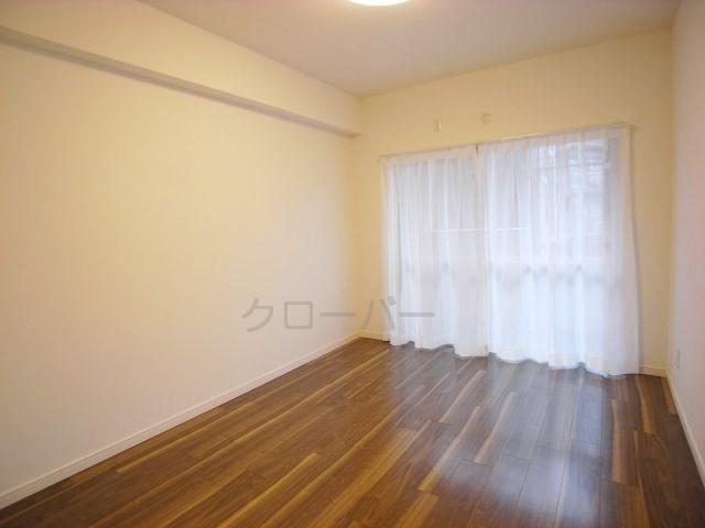 Non-living room
