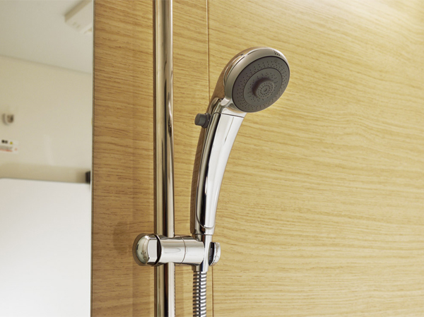Bathing-wash room.  [One-stop 3WAY shower head] To shower, Adopted 3WAY shower head capable of adjusting the water flow. It is a specification with enhanced water-saving properties. (Same specifications)