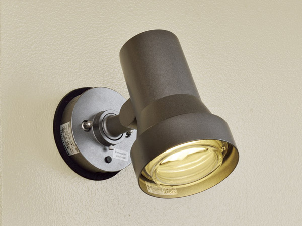 balcony ・ terrace ・ Private garden.  [Deck light] Enjoy the elegance of the life scene in the open-air space, Also we have established a convenient-to-use lighting at night.  ※ Bos, Bosr type only (Bos type same specifications)