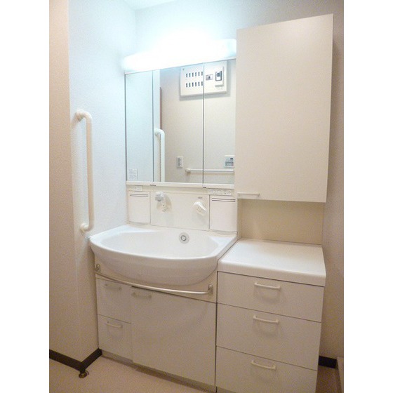 Washroom. Dressing room