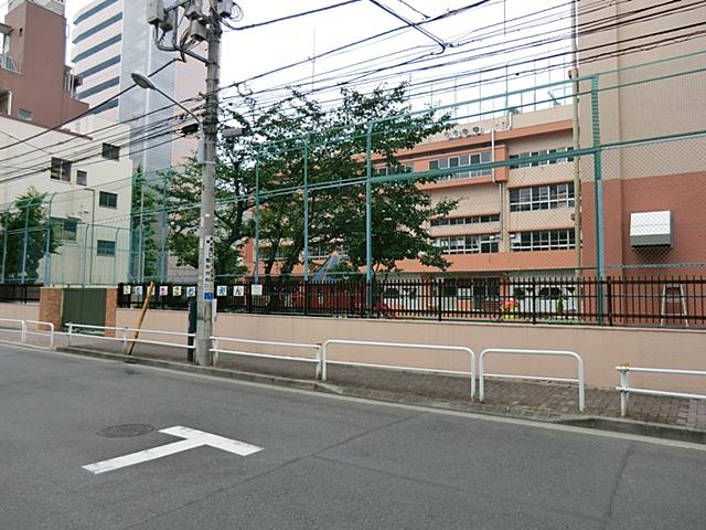 kindergarten ・ Nursery. 80m to Kotobuki children Garden