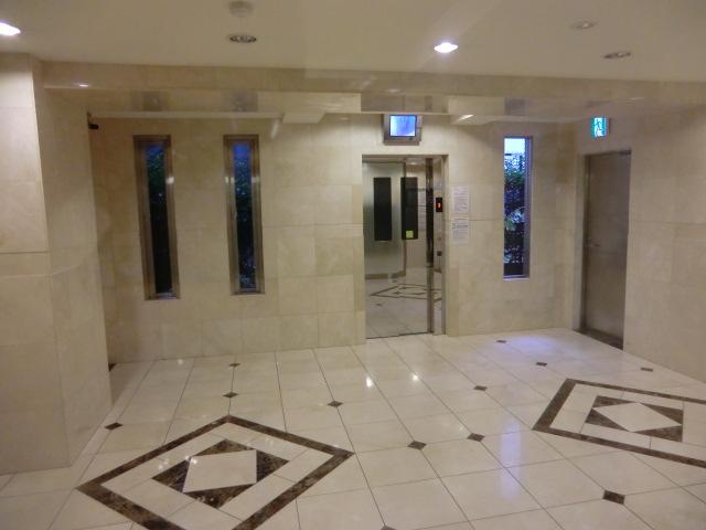 Other common areas. Elevator (November 2013) Shooting