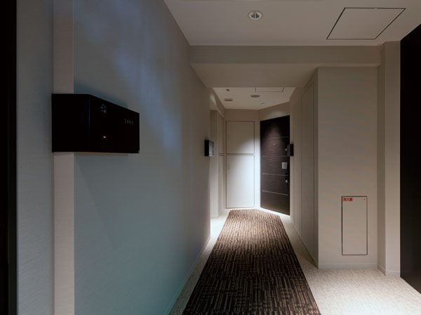 Shared facilities.  [Planning in consideration for privacy and openness] Shared corridor, It was made to the corridor within which is never exposed to the line of sight from the outside. Privacy resistance even higher, Are also protected from such as wind and rain is a "hotel-like inner corridor". (Inner corridor Rendering CG)