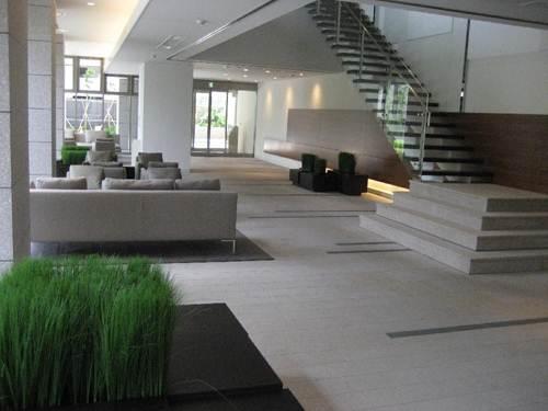Entrance. Lounge