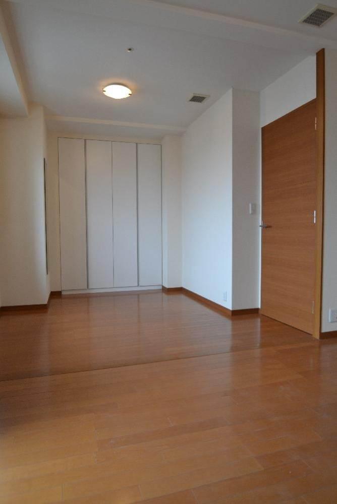 Non-living room. Western-style 11.8 tatami