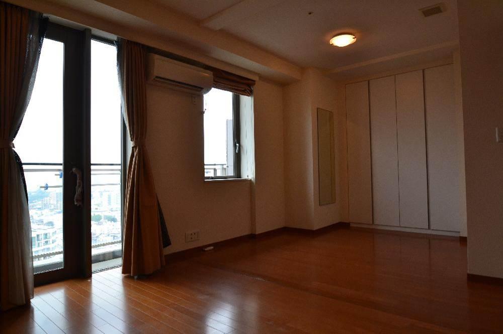 Non-living room. Western-style 11.8 tatami