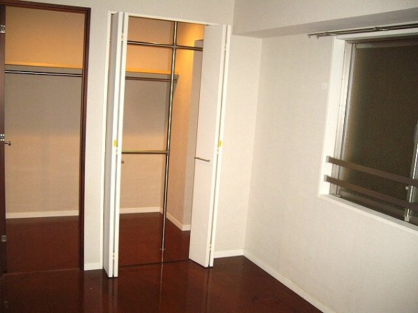 Other room space. Walk-in closet