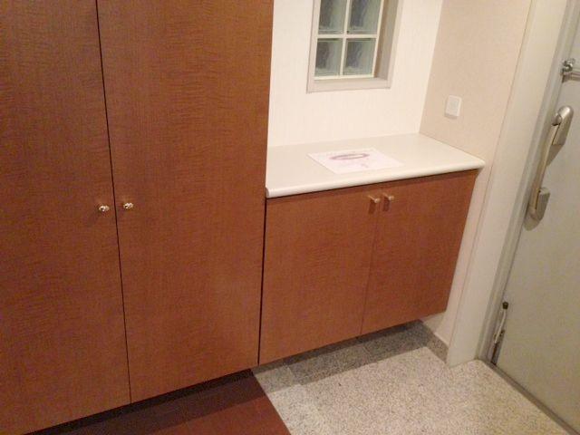 Entrance. Cupboard