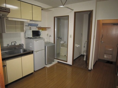 Kitchen. Model room held in