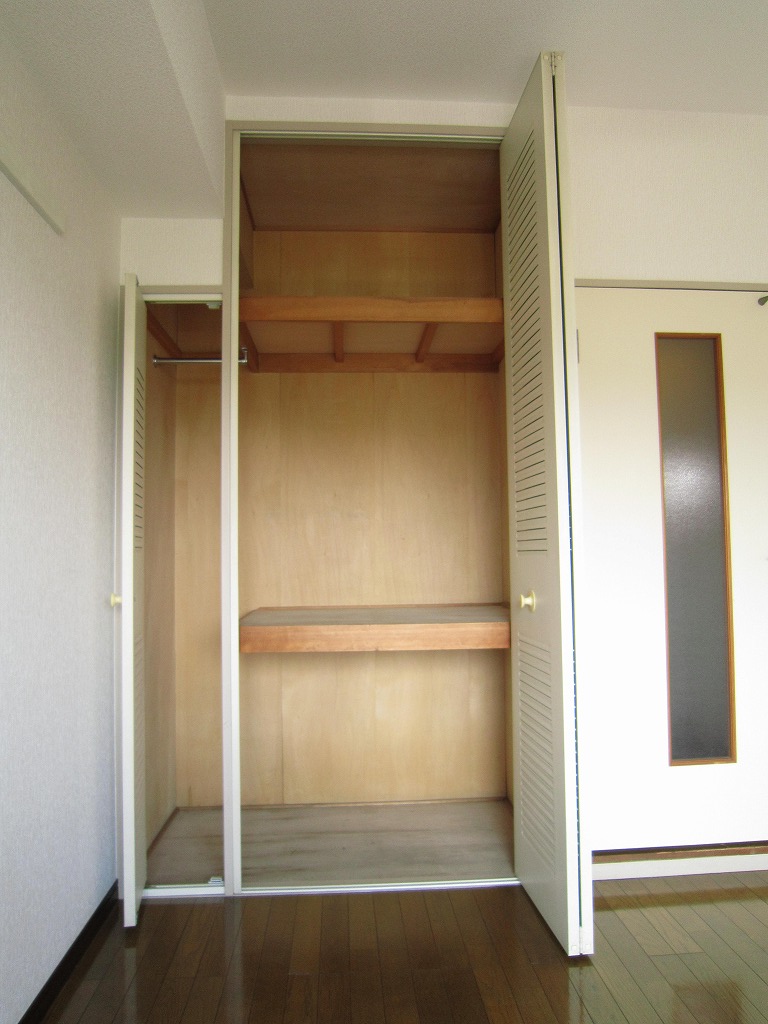 Receipt. Easy to use with four divisions