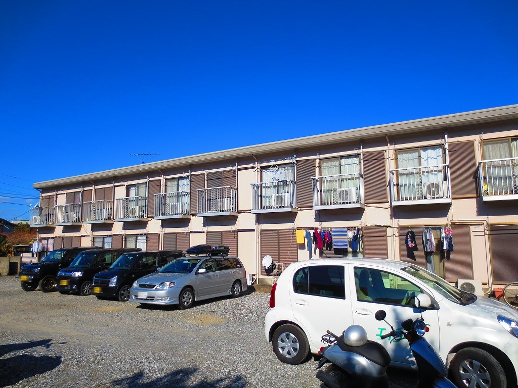 Building appearance. Environment favorable ☆