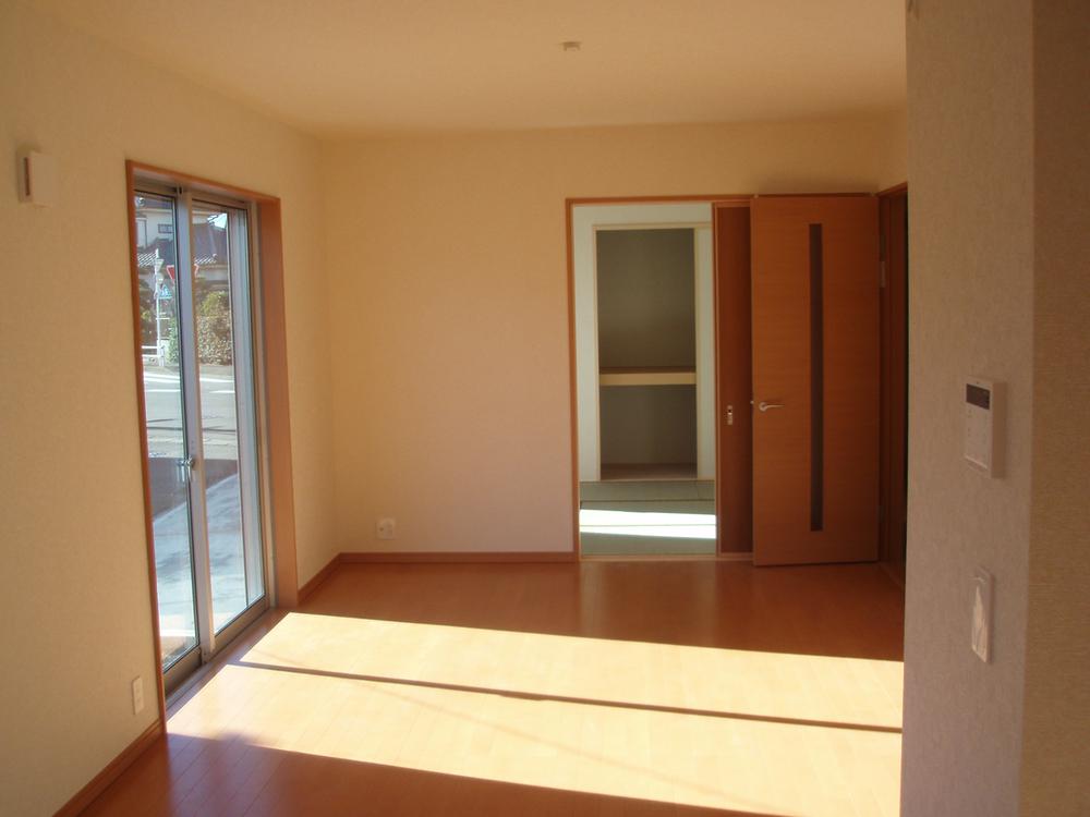 Living. Indoor (12 May 2013) Shooting