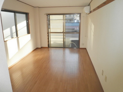 Other room space. Spread of Western-style