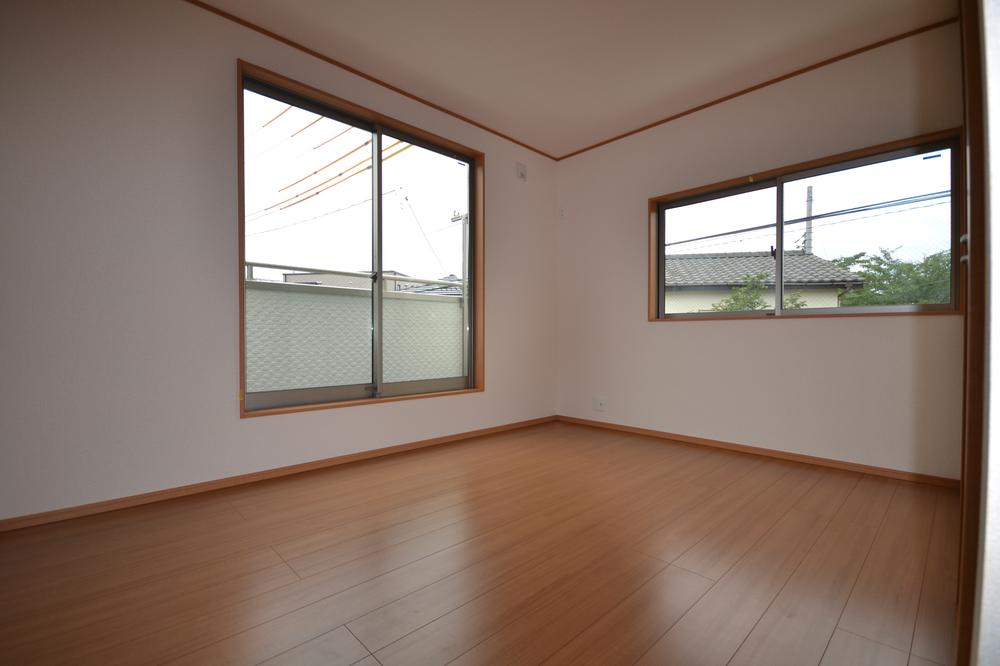 Non-living room. Indoor (September 2013) Shooting