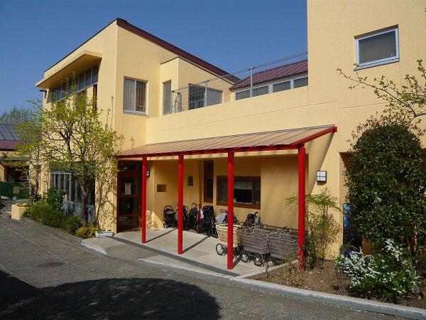 kindergarten ・ Nursery. Cubs 270m to nursery school