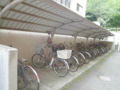 Other common areas.  ☆ Covered parking lot ☆ 