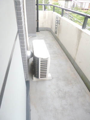 Balcony. Spacious balcony