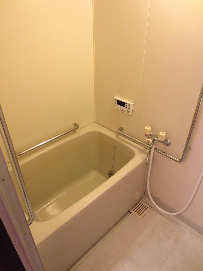 Bath. With popular Reheating function