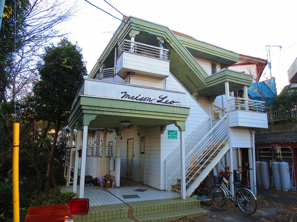 Building appearance. Greenery ☆