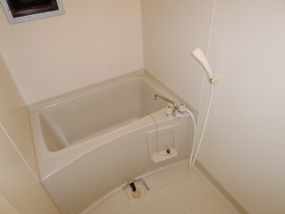 Bath. ☆ Ventilation with a window is also good ☆