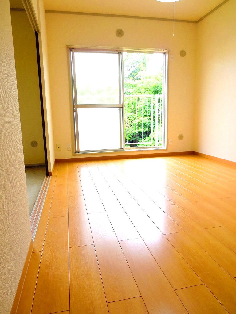 Living and room. A family reunion in the spacious living room