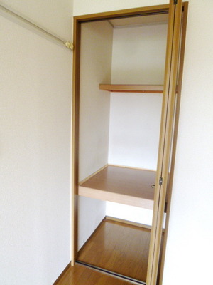 Receipt. Plenty of storage