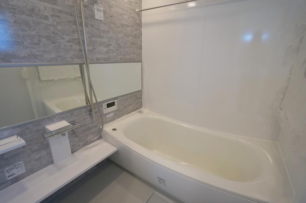 Same specifications photo (bathroom). The company construction cases