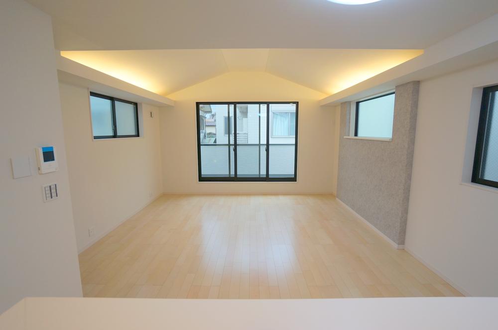 Same specifications photo (kitchen). The company construction cases