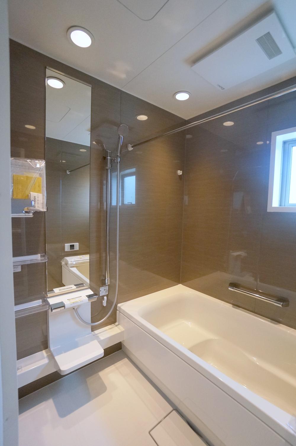 Same specifications photo (bathroom). Indoor same specifications