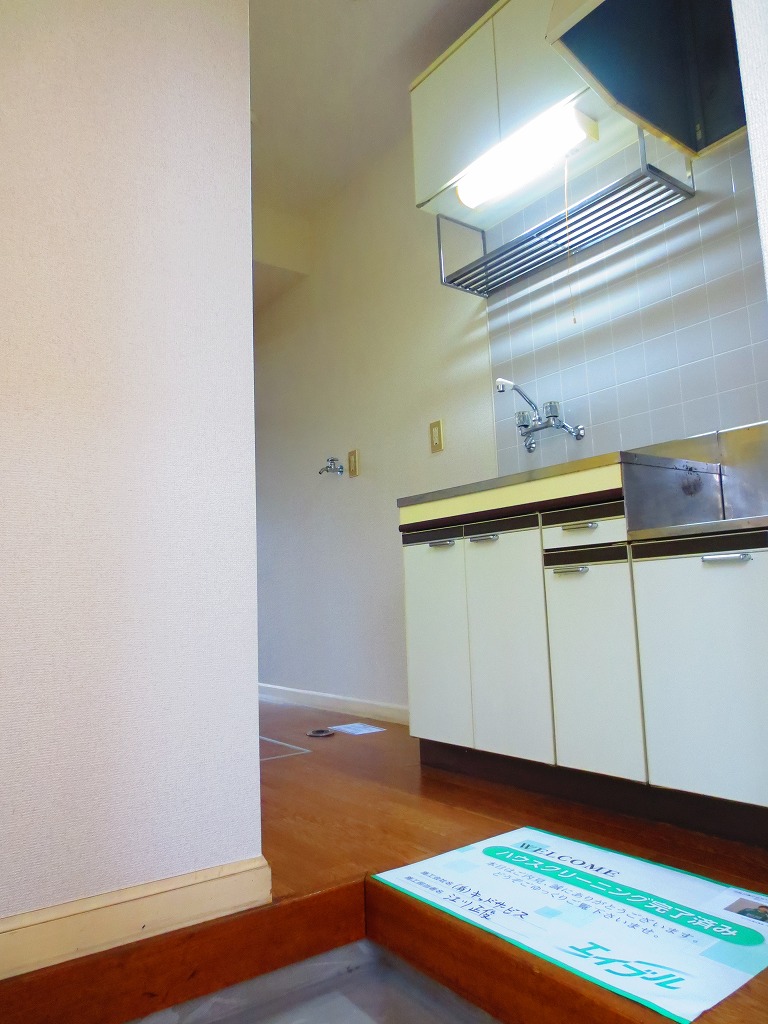 Entrance. Indoor looks difficult design angled ☆