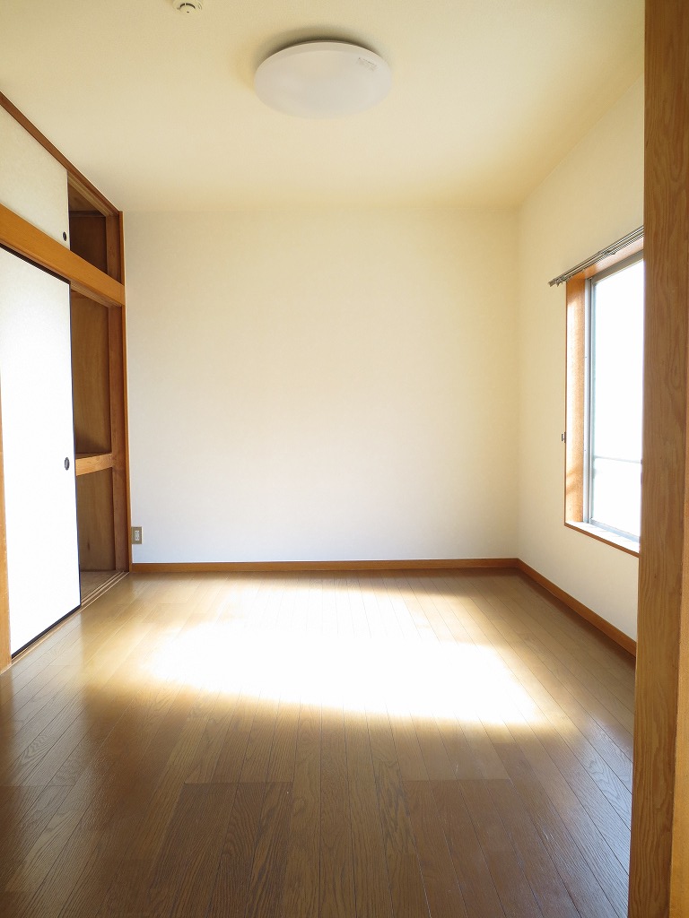 Living and room. Bright room ☆ 