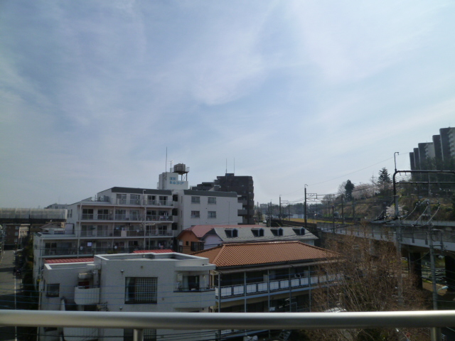 View. Is the view from the balcony. Since the fourth floor a good view per yang