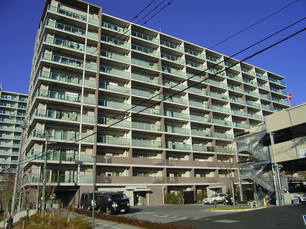 Local appearance photo. Local (11 May 2013) Shooting