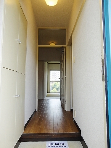 View. It is the state of the room from the entrance