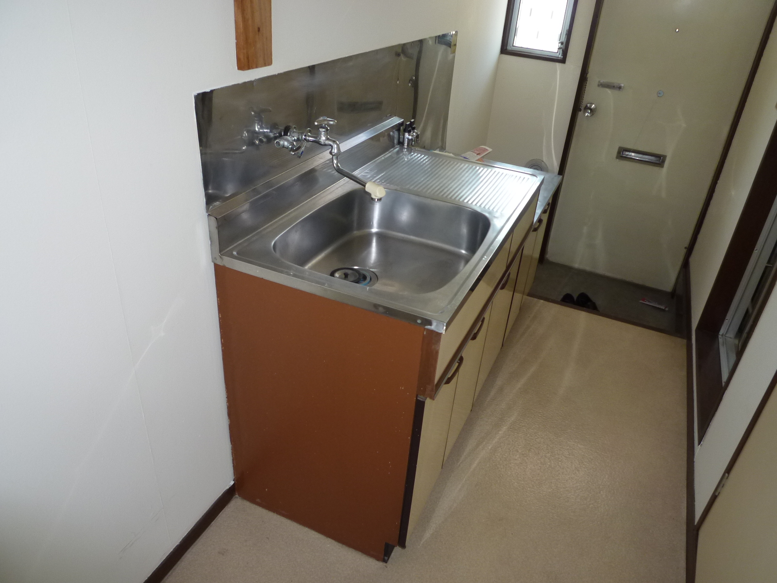 Entrance. Overlooking the entrance than the room.