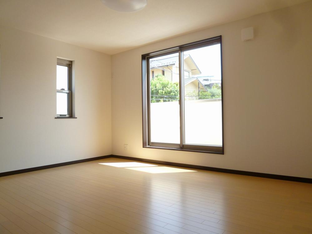 Non-living room. Room (August 2013) Shooting