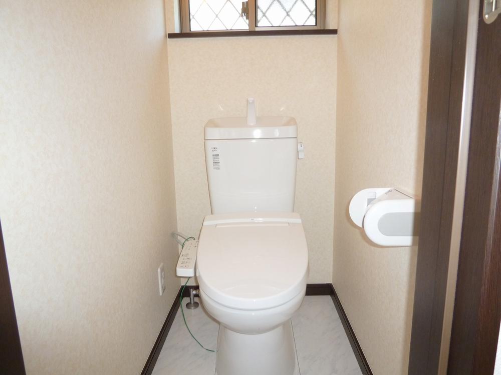 Toilet. Room (August 2013) Shooting